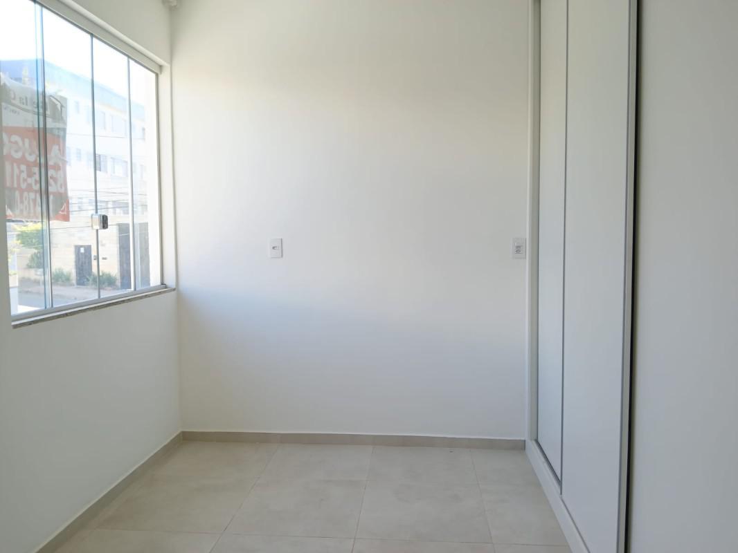 Casa, Planalto, 3 Quartos, 2 Vagas, 1 Suíte