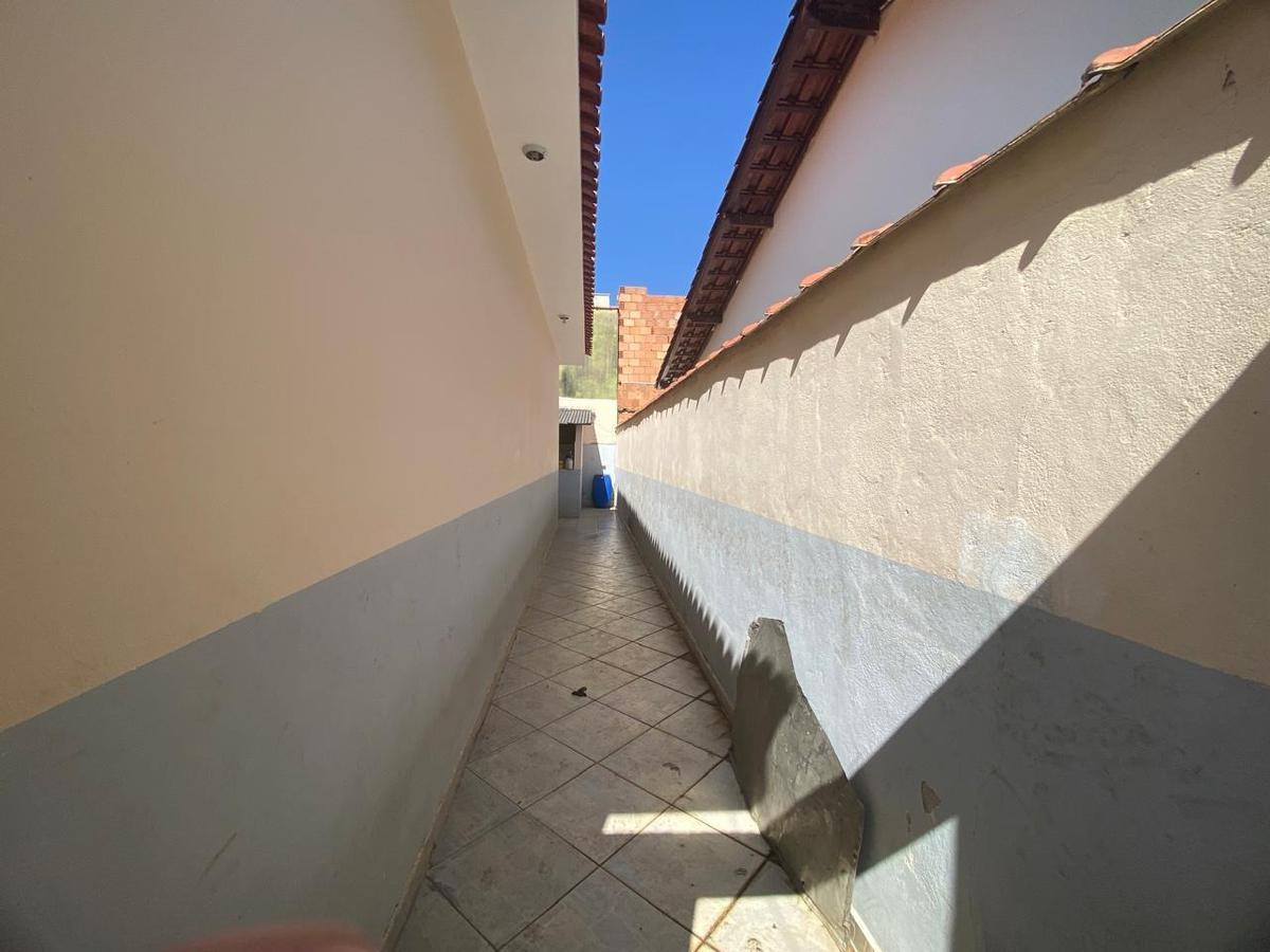 Casa, Jardim Ribeiro, 2 Quartos, 3 Vagas