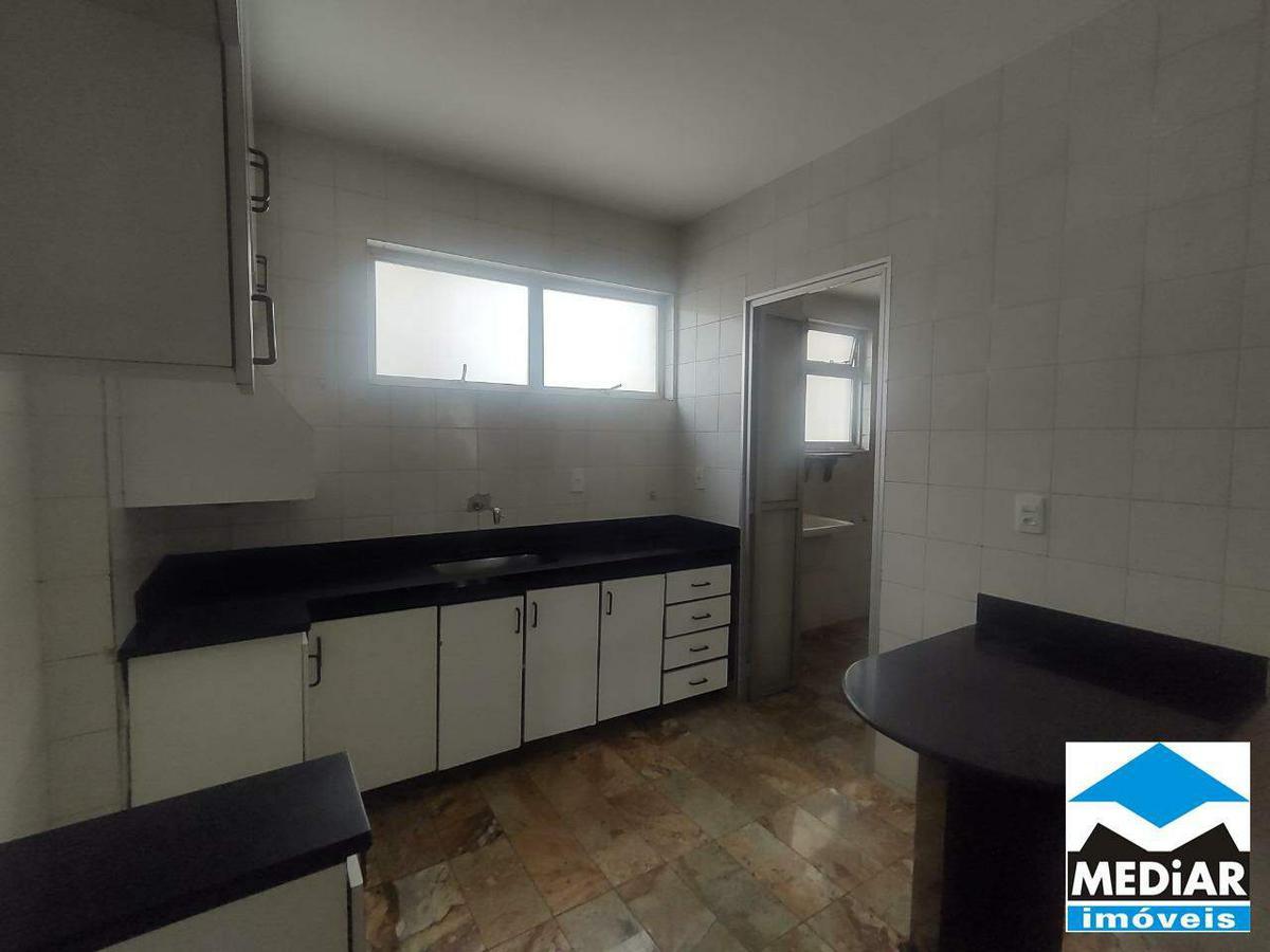 Apartamento, Floresta, 4 Quartos, 2 Vagas, 1 Suíte