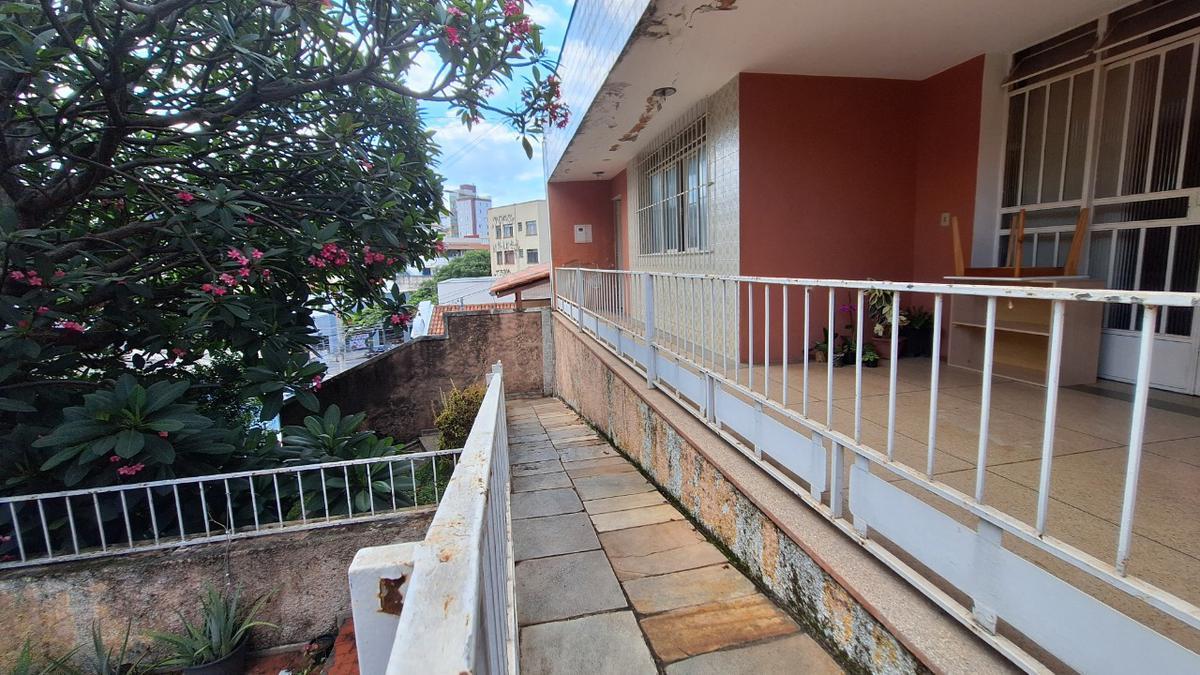 Casa, Sagrada Família, 3 Quartos, 1 Vaga