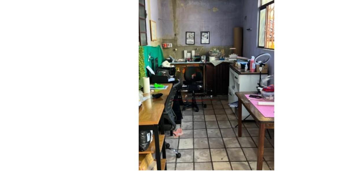 Casa, Tirol (barreiro), 4 Quartos, 2 Vagas, 1 Suíte