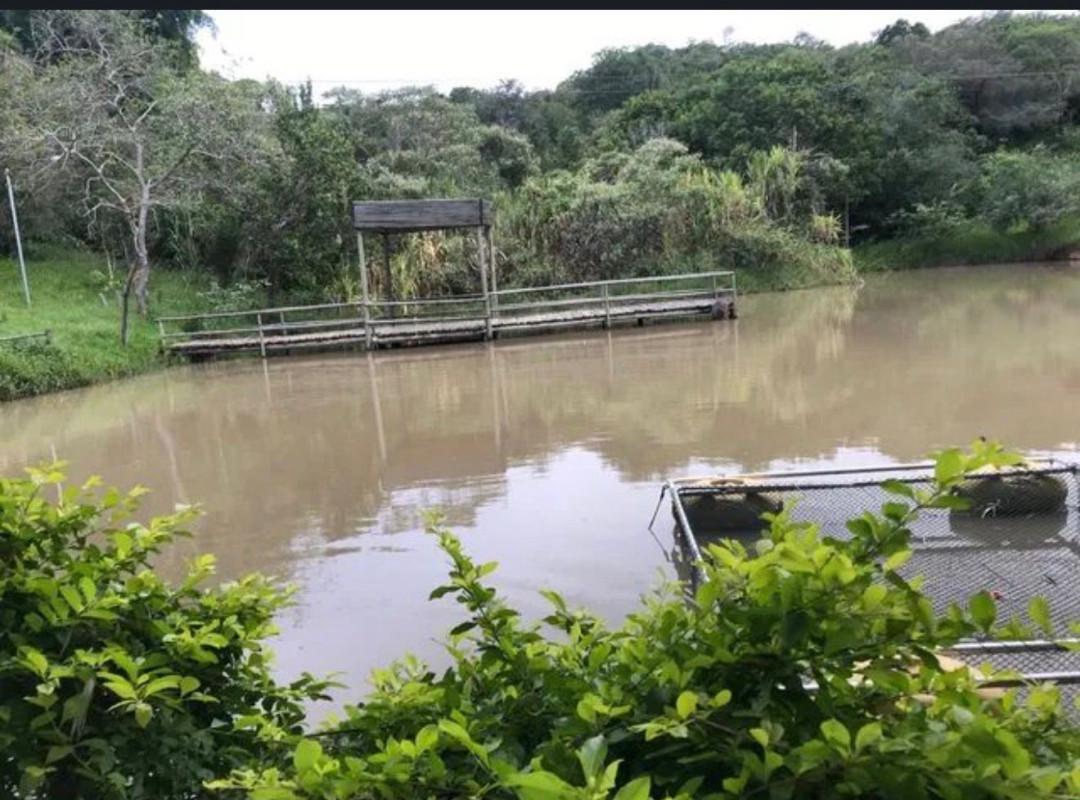 Fazenda, Ravena, 4 Quartos, 0 Vaga, 2 Suítes