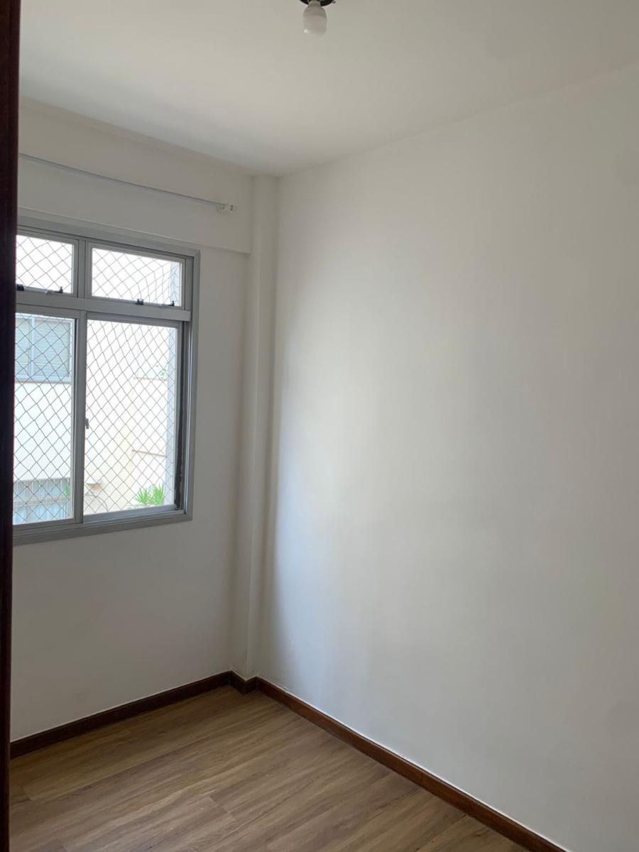 Apartamento, Estoril, 3 Quartos, 1 Vaga, 1 Suíte