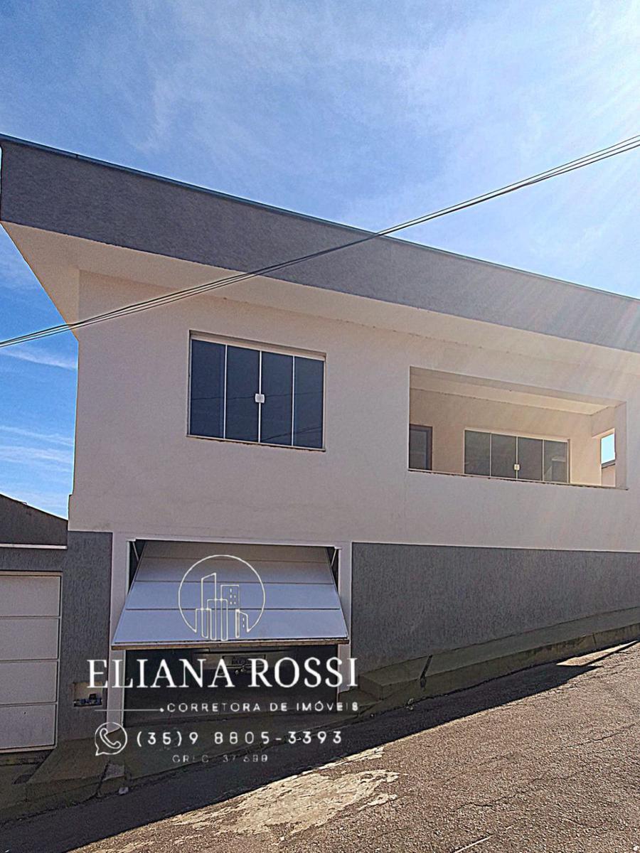 Casa, Centro, 3 Quartos, 2 Vagas, 1 Suíte