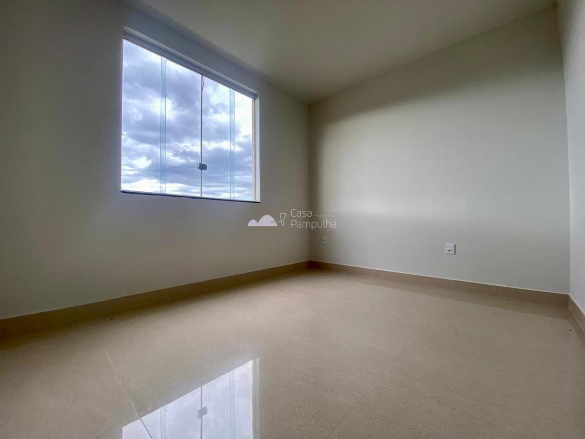 Casa, Novo Centro, 3 Quartos, 2 Vagas, 1 Suíte