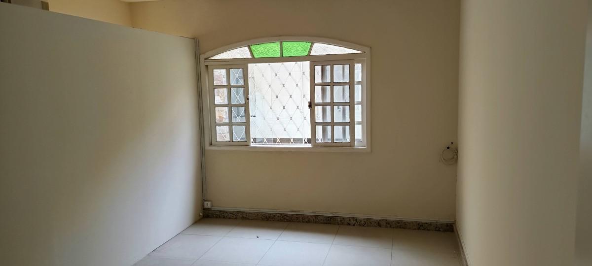 Casa, Planalto, 4 Quartos, 2 Vagas, 2 Suítes