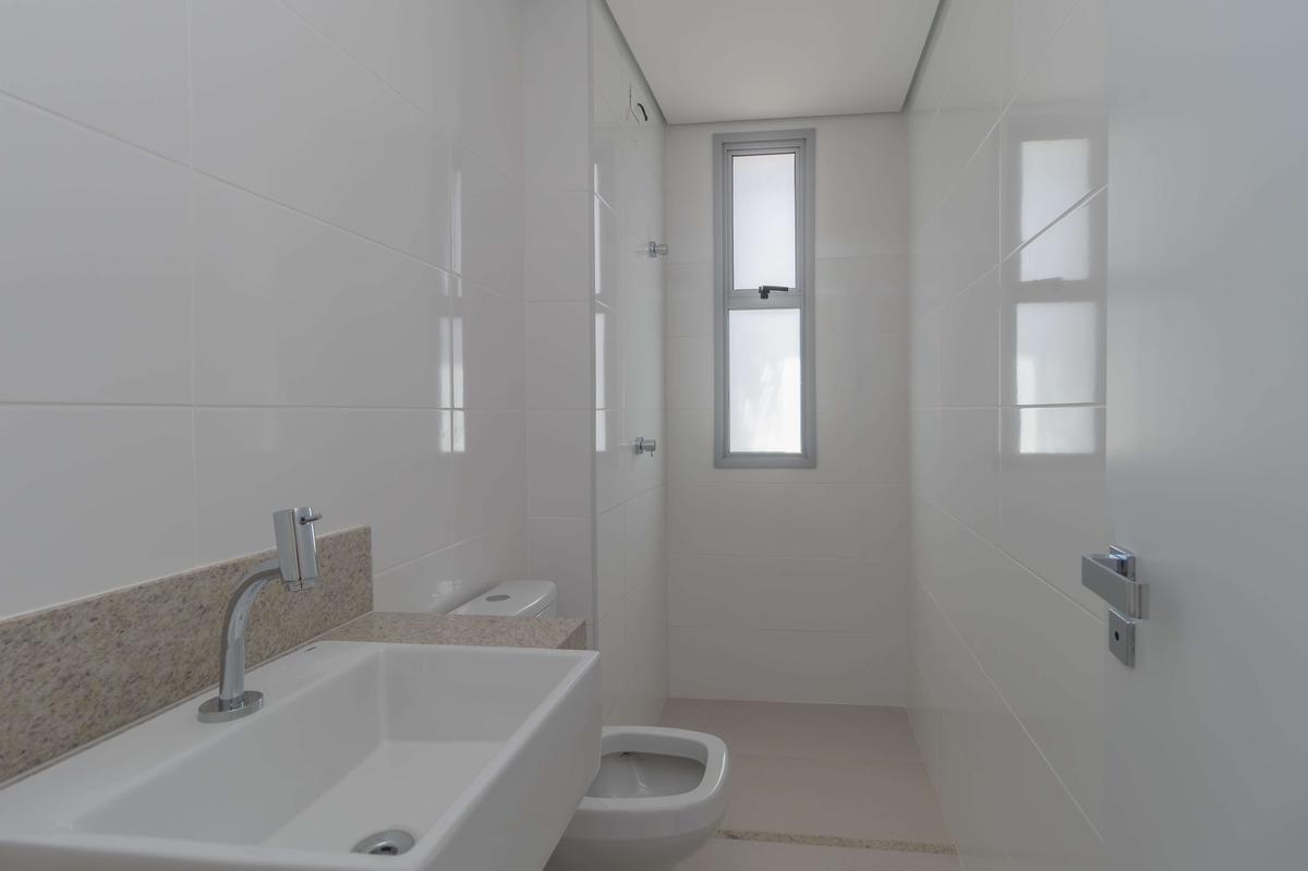 Apartamento, Sagrada Família, 3 Quartos, 2 Vagas, 1 Suíte