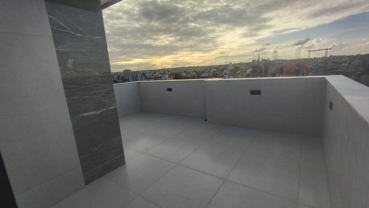 Cobertura, Planalto, 4 Quartos, 2 Vagas, 2 Suítes