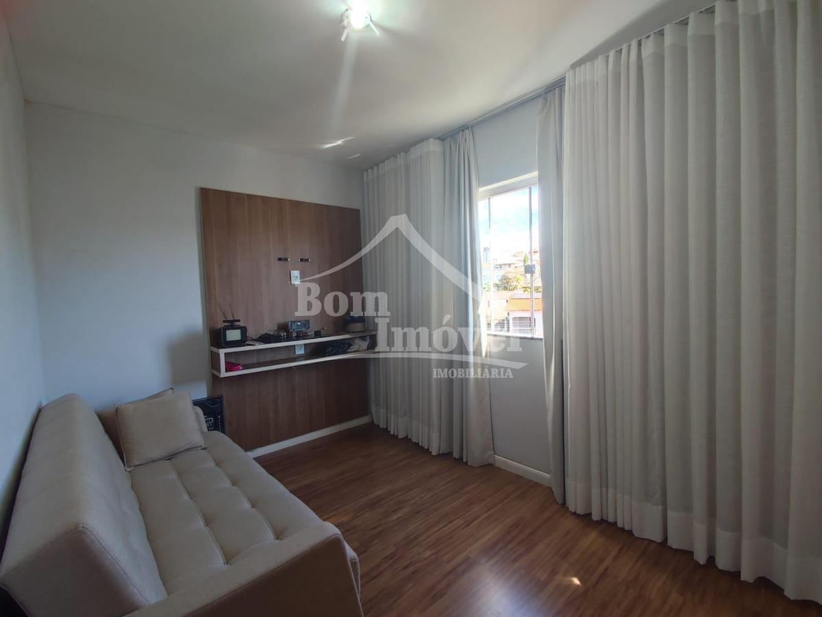 Apartamento, Centro, 2 Quartos, 1 Vaga