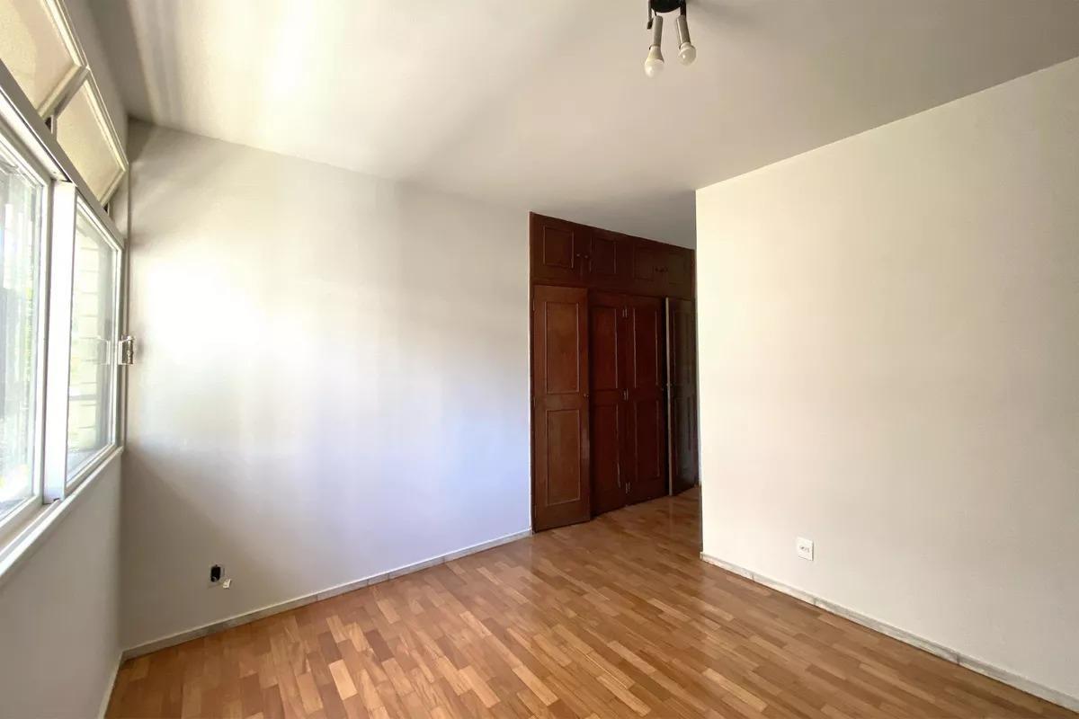 Apartamento, Funcionários, 4 Quartos, 2 Vagas, 1 Suíte