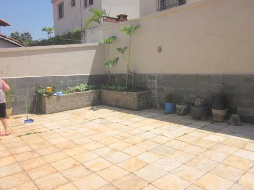 Casa, Itapoã, 3 Quartos, 4 Vagas, 1 Suíte