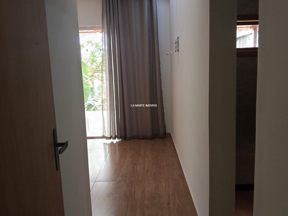 Casa, Santa Cruz Industrial, 4 Quartos, 3 Vagas, 1 Suíte