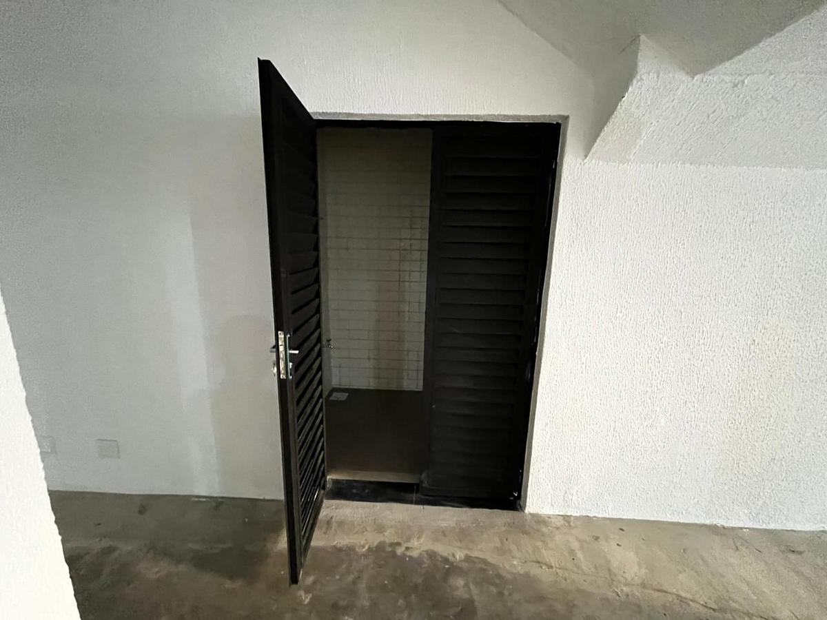Andar, Funcionários, 0 Quarto, 8 Vagas