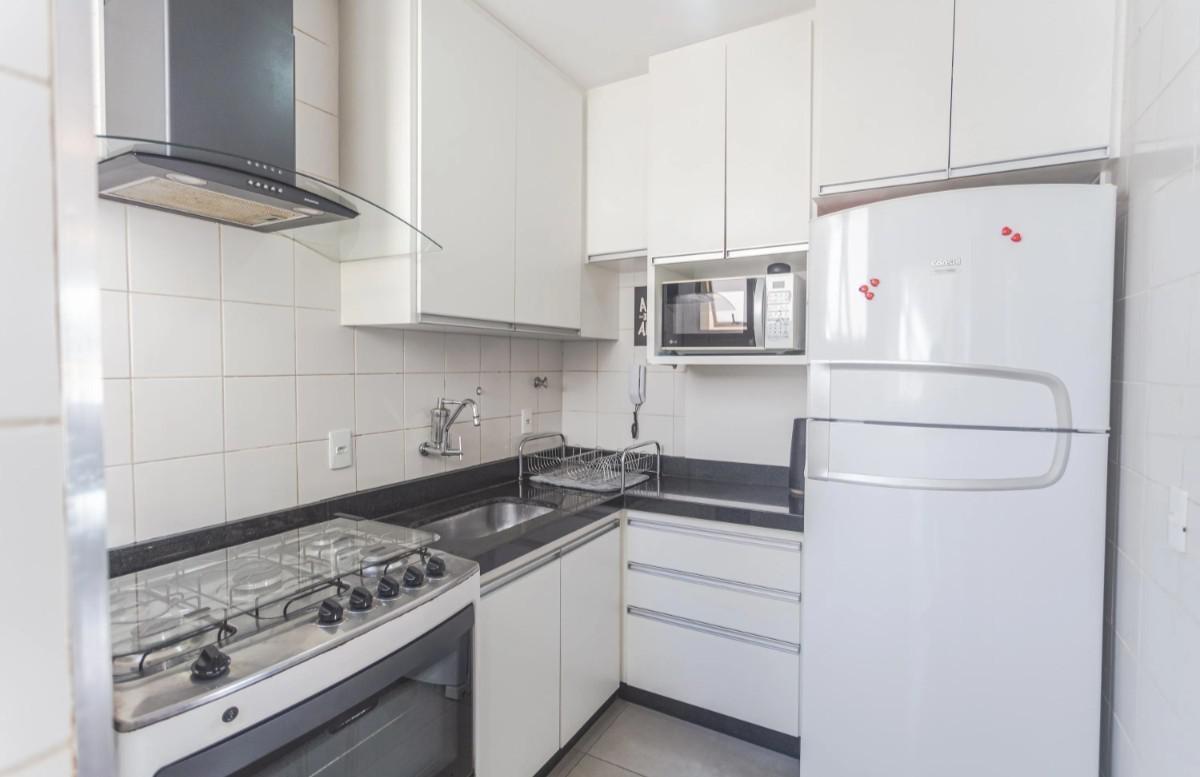 Apartamento, Sagrada Família, 2 Quartos, 2 Vagas