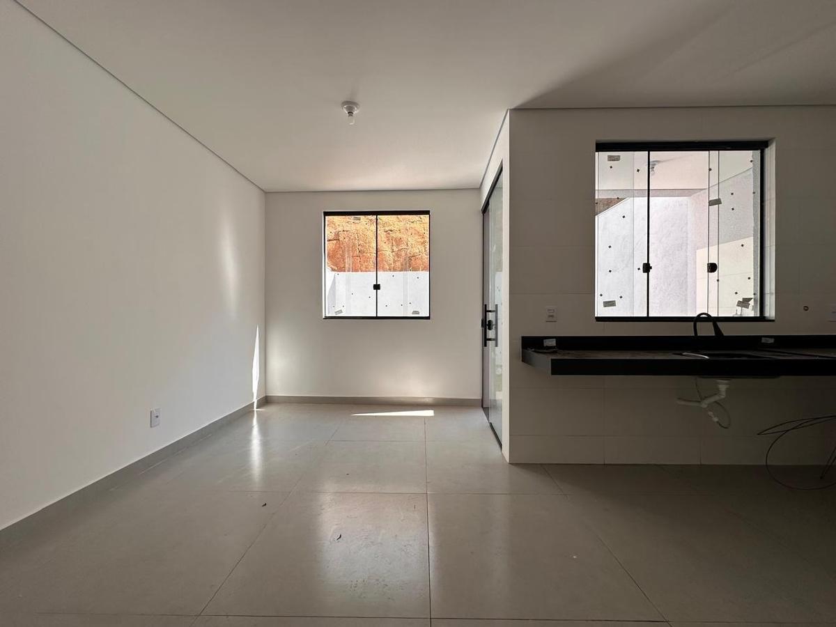 Casa, Manacás, 3 Quartos, 3 Vagas, 1 Suíte