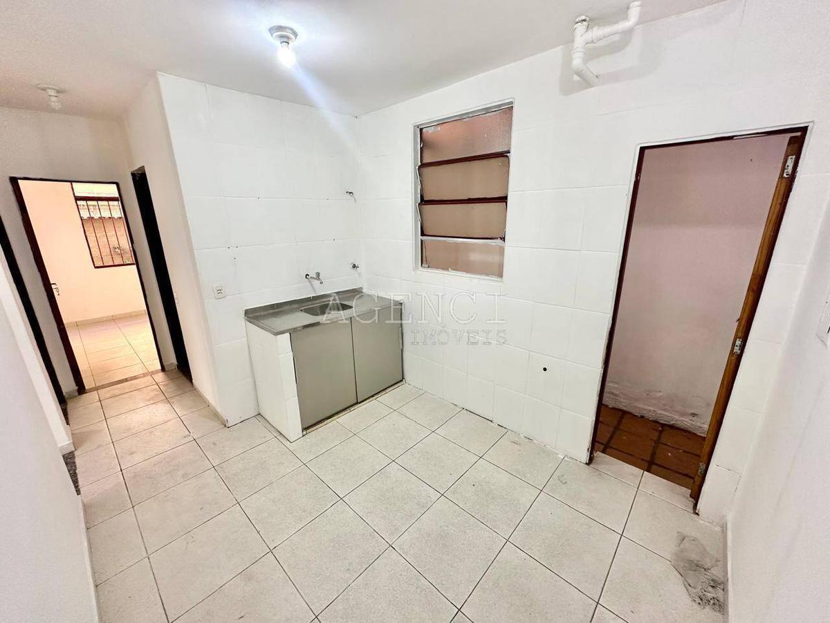 Apartamento, Camargos, 2 Quartos, 0 Vaga, 0 Suíte