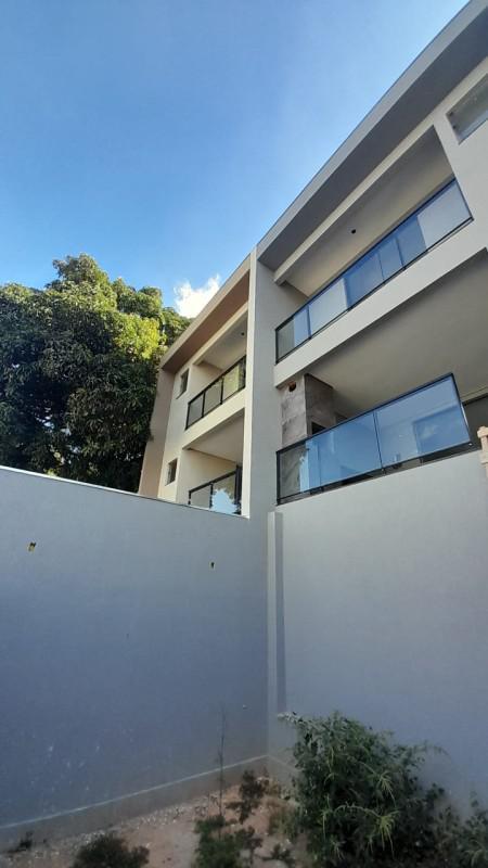 Casa, Parque Maracanã, 3 Quartos, 2 Vagas, 1 Suíte