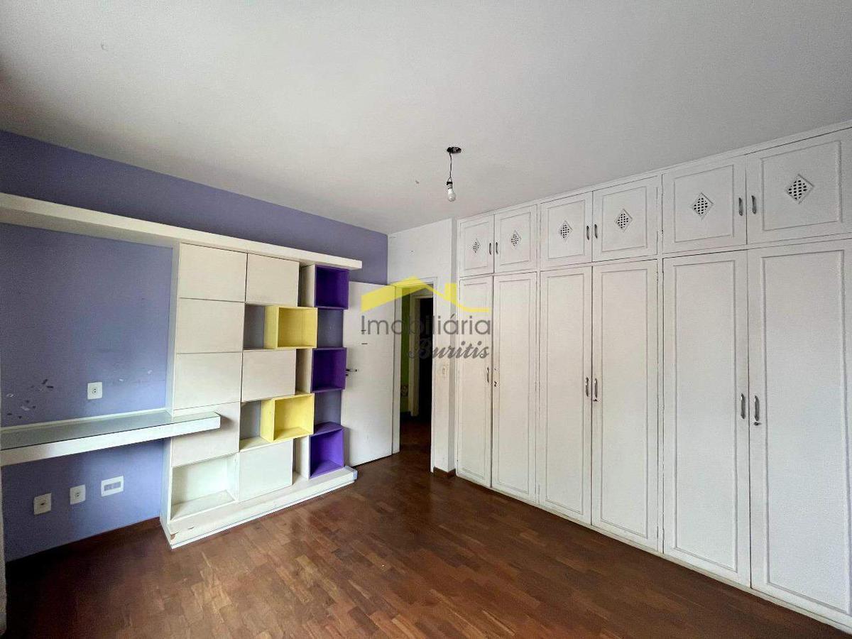 Casa, Buritis, 5 Quartos, 6 Vagas, 2 Suítes