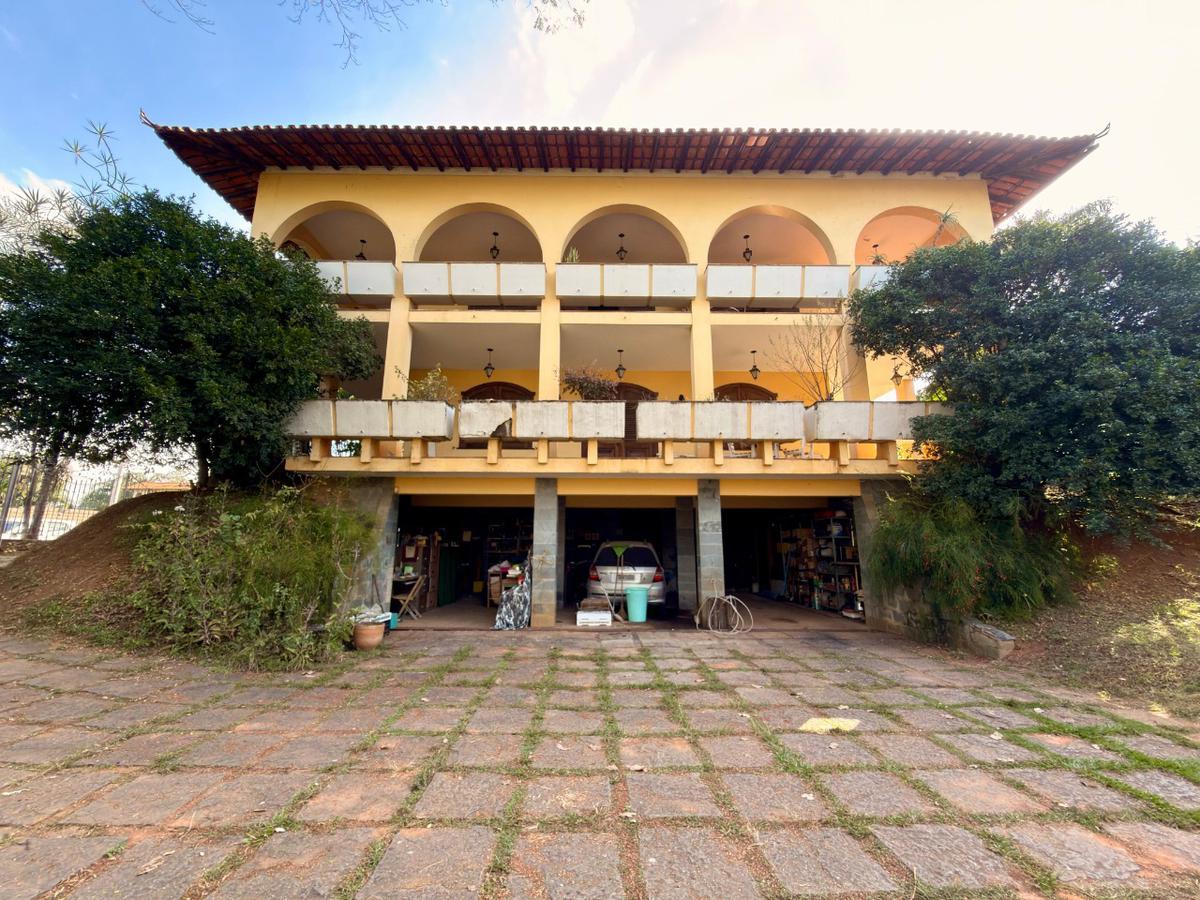 Casa, Bandeirantes (pampulha), 5 Quartos, 10 Vagas, 4 Suítes