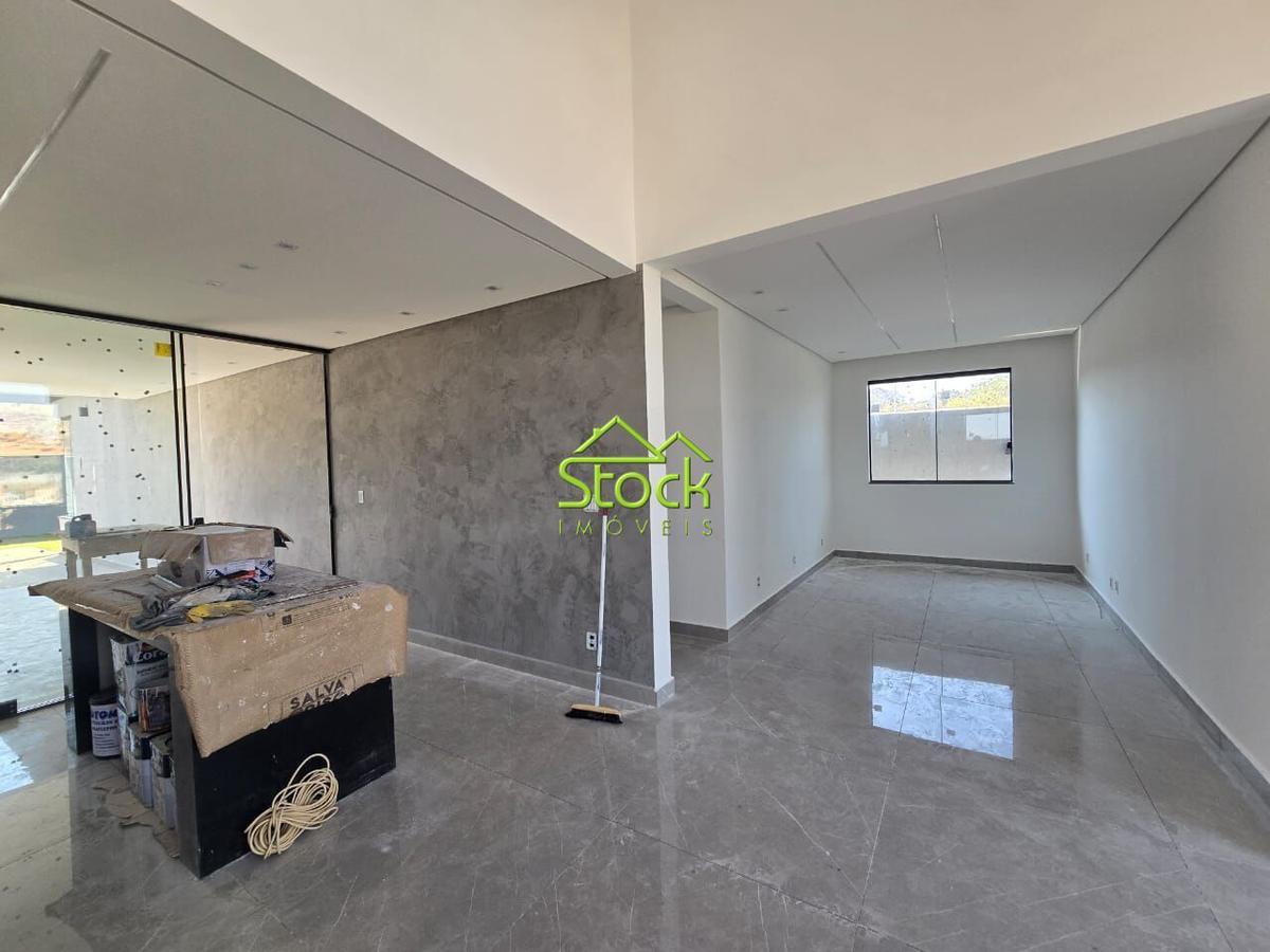 Casa, Jardins Village, 3 Quartos, 2 Vagas, 1 Suíte