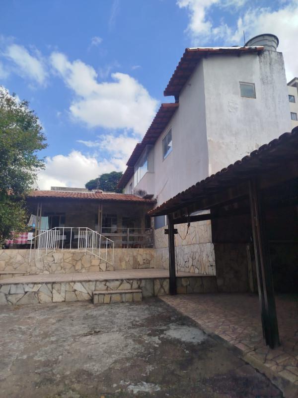 Casa, Bandeirantes, 4 Quartos, 10 Vagas, 2 Suítes