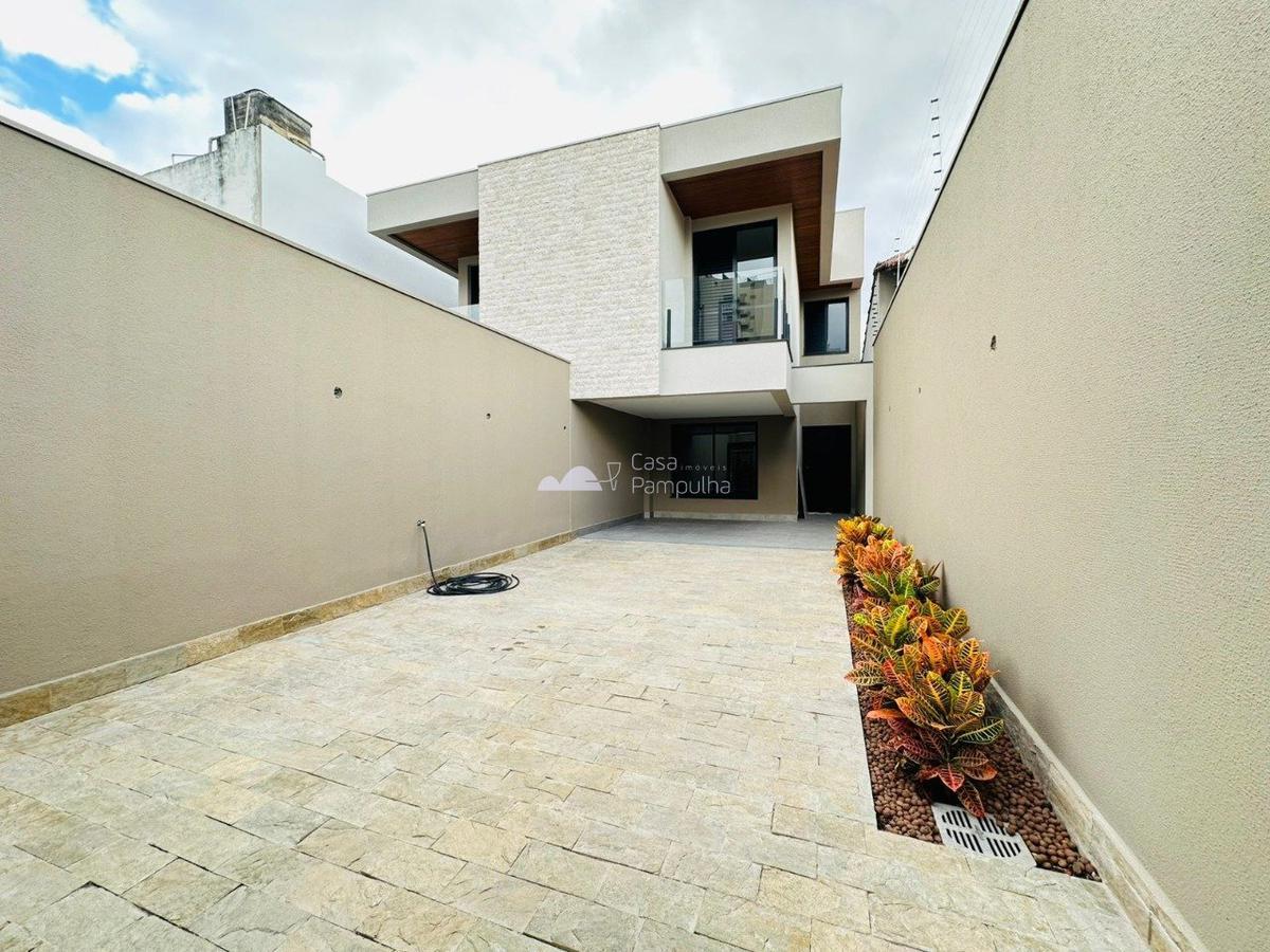 Casa, Jaraguá, 4 Quartos, 3 Vagas, 1 Suíte