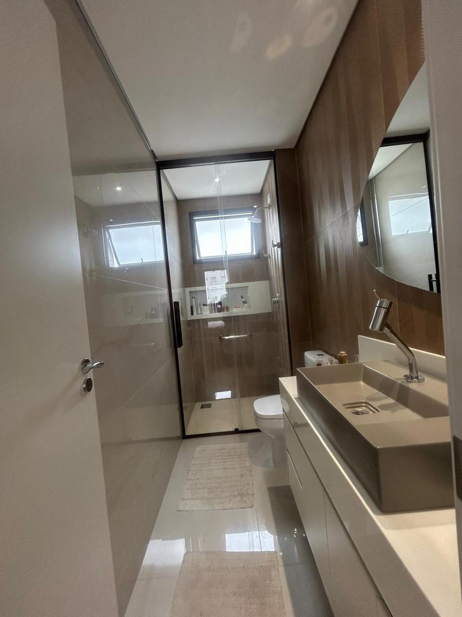 Apartamento, Castelo, 4 Quartos, 2 Vagas, 1 Suíte