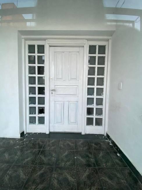 Prédio, Caiçaras, 0 Quarto, 0 Vaga