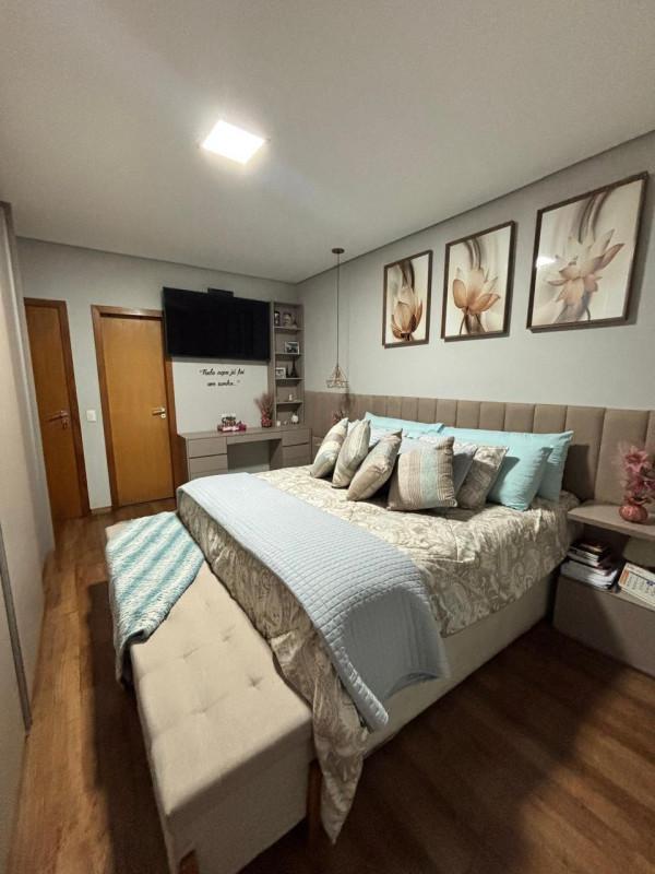 Casa, Jardim Riacho das Pedras, 4 Quartos, 4 Vagas, 1 Suíte
