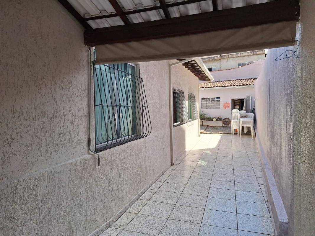 Casa, Tirol, 3 Quartos, 3 Vagas, 1 Suíte