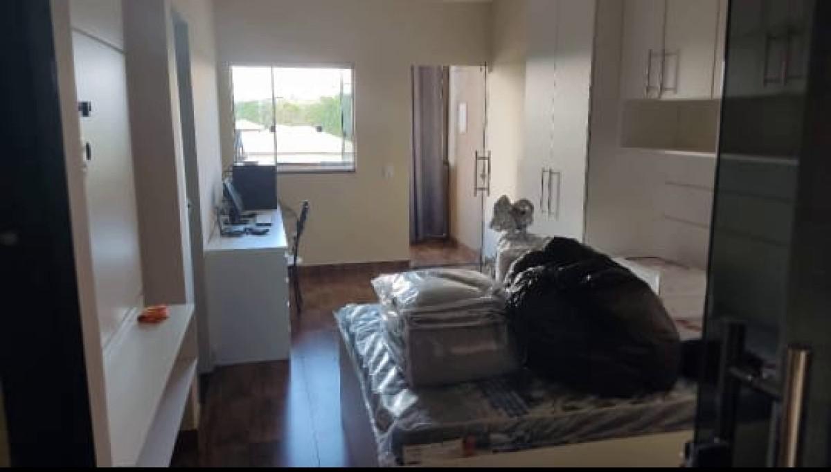 Casa, Monte Verde, 2 Quartos, 1 Vaga, 1 Suíte