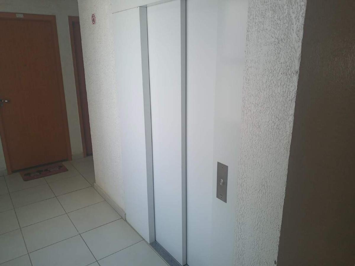 Apartamento, Três Barras, 2 Quartos, 1 Vaga