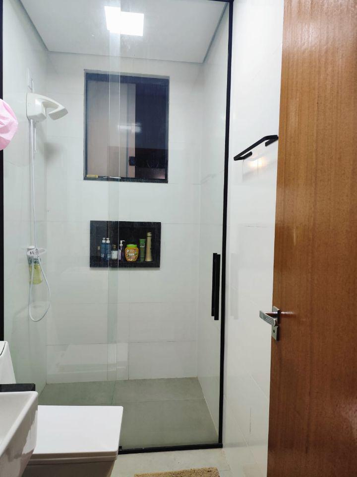 Casa, Tropical, 3 Quartos, 4 Vagas, 1 Suíte