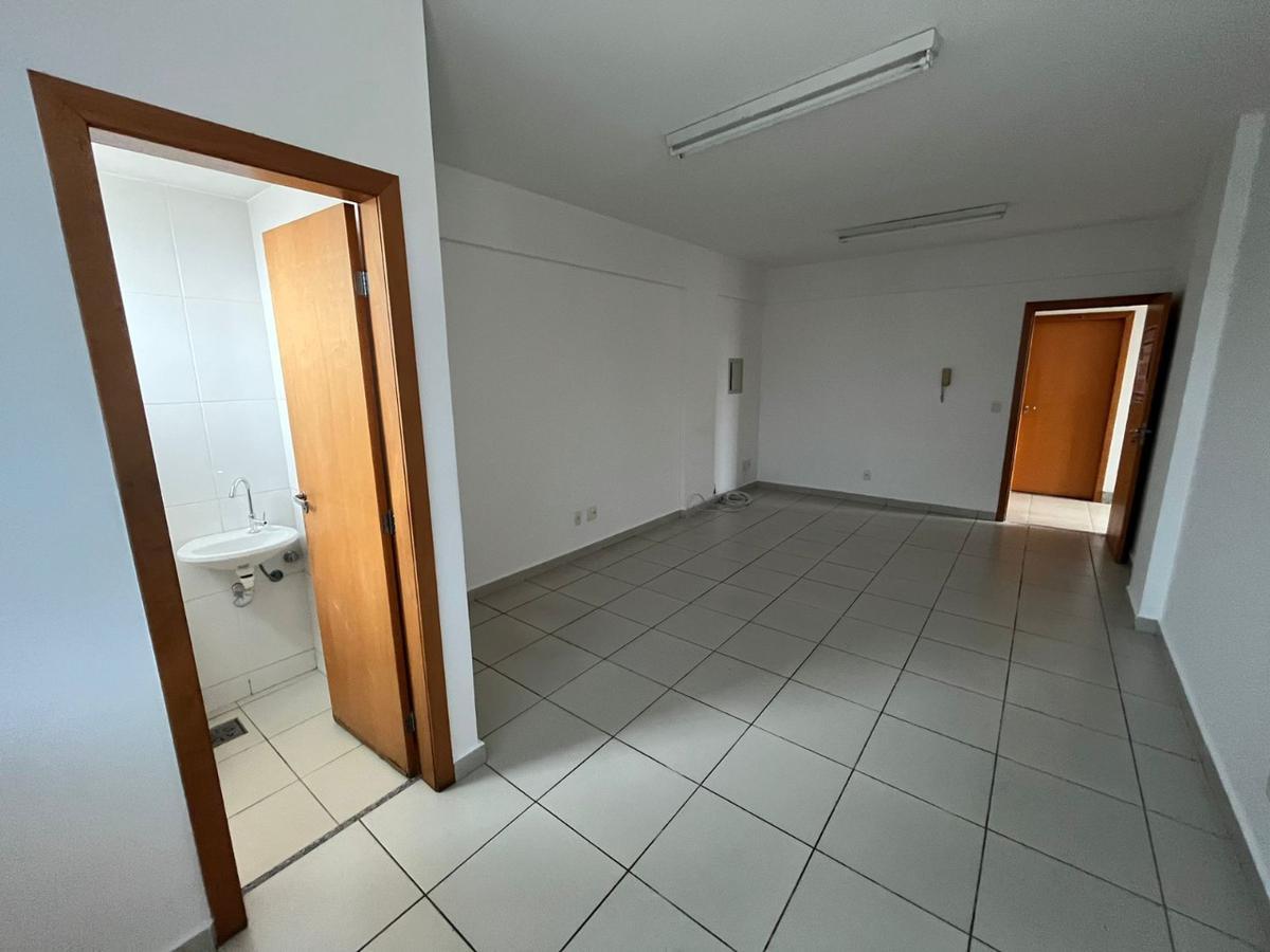 Sala, Padre Eustáquio, 0 Quarto, 1 Vaga