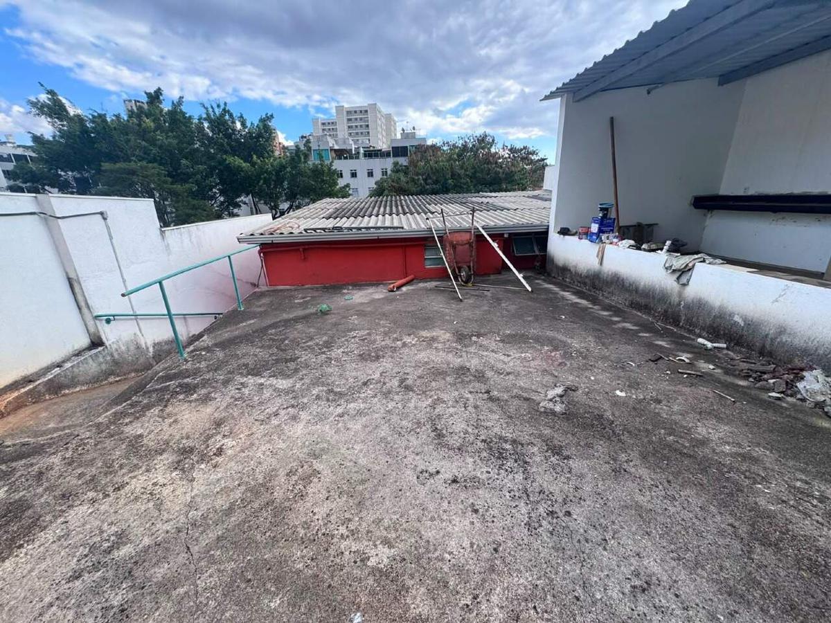 Casa, Cinquentenário, 0 Quarto, 0 Vaga