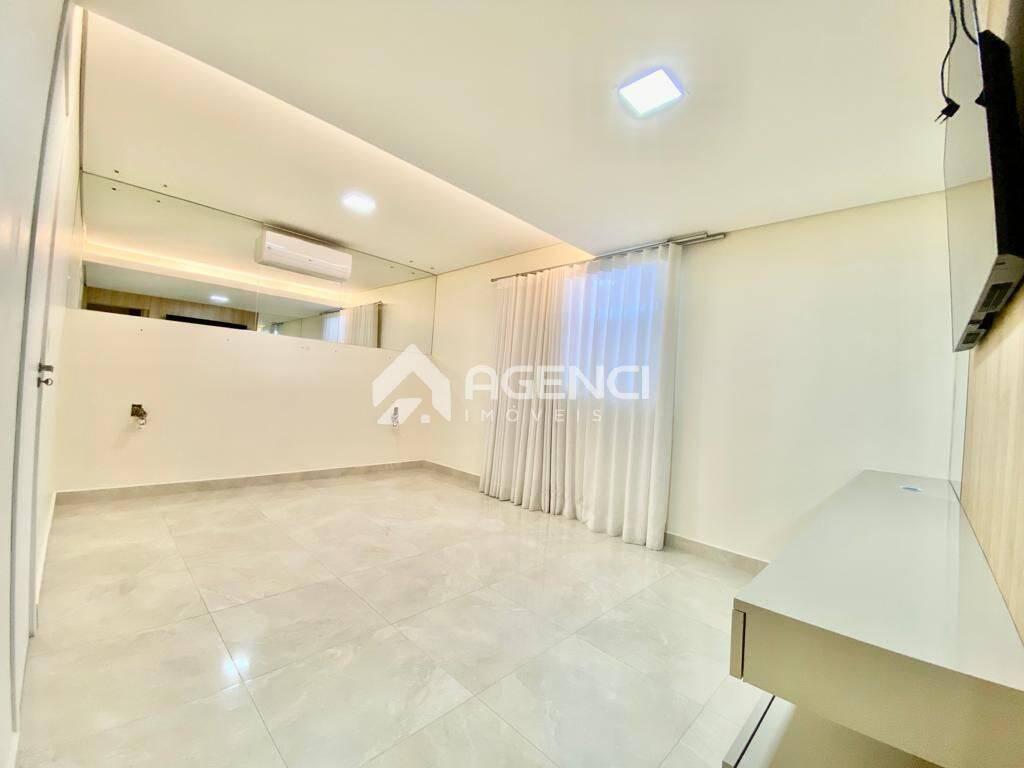 Apartamento, Cabral, 4 Quartos, 0 Vaga, 2 Suítes