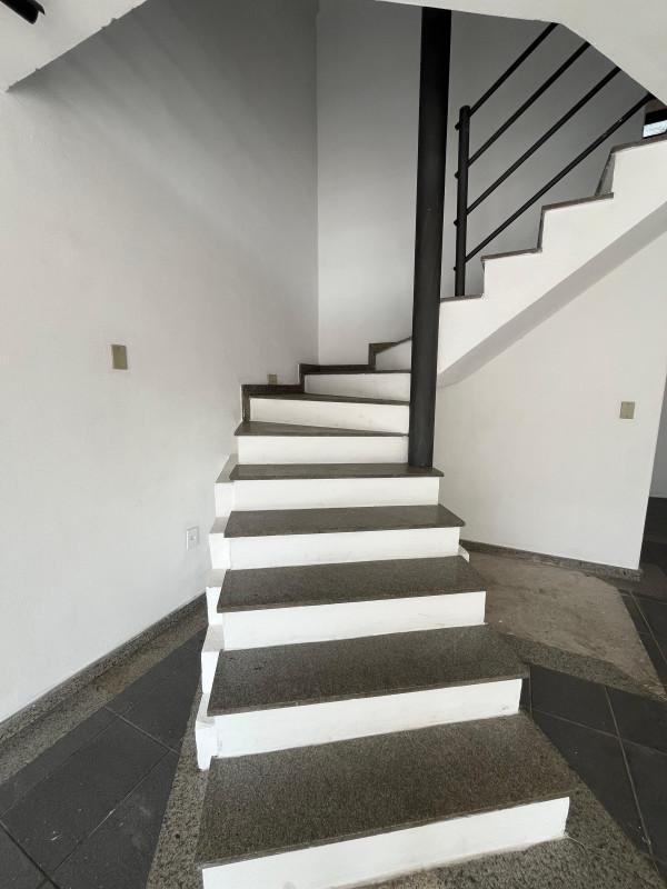 Andar, Sagrada Família, 0 Quarto, 0 Vaga