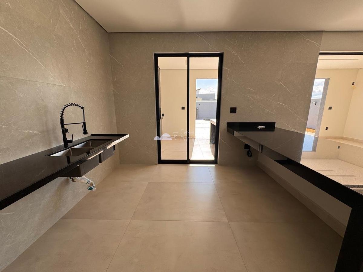 Casa, Condominio Gran Park, 4 Quartos, 4 Vagas, 4 Suítes