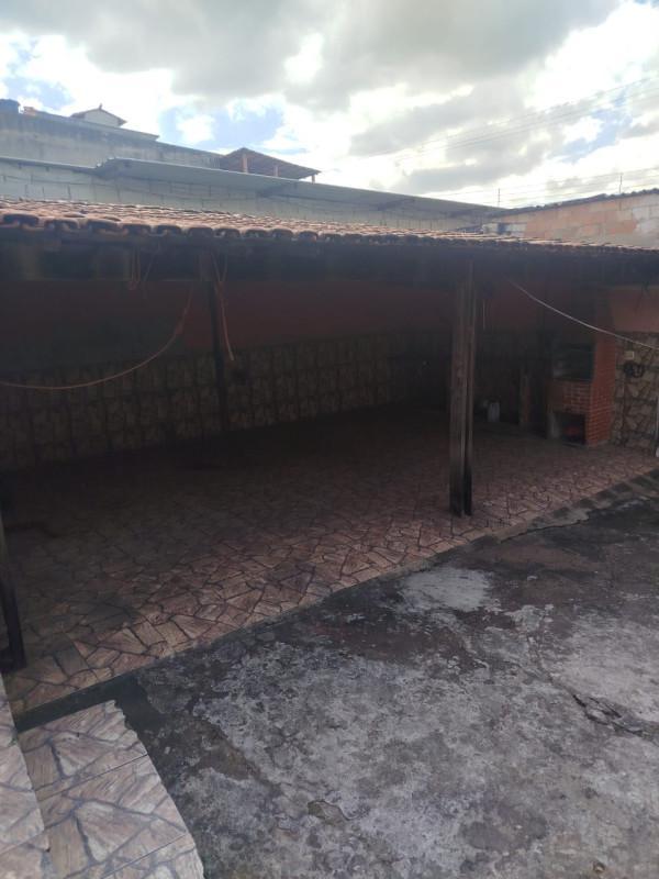 Casa, Bandeirantes, 4 Quartos, 10 Vagas, 2 Suítes