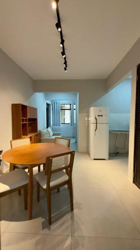 Apartamento, Centro, 2 Quartos, 0 Vaga, 1 Suíte