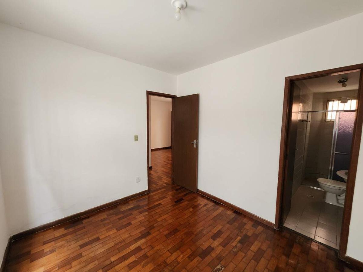 Apartamento, Floresta, 2 Quartos, 1 Vaga, 1 Suíte