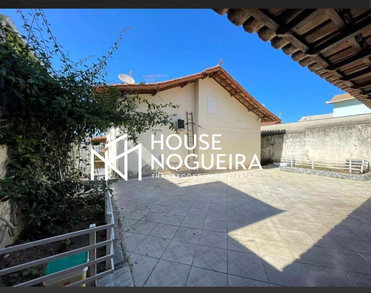 Casa, Tirol, 3 Quartos, 10 Vagas, 1 Suíte