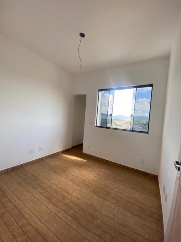 Casa, Masterville, 3 Quartos, 2 Vagas, 1 Suíte