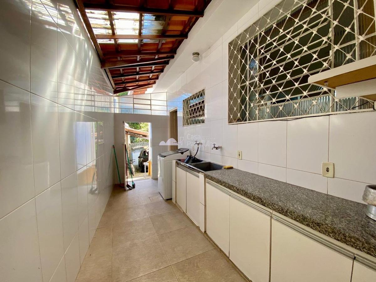 Casa, Itapoã, 3 Quartos, 4 Vagas, 1 Suíte