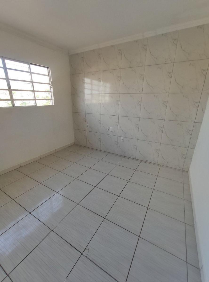 Casa, Jardim das Flores, 3 Quartos, 1 Vaga