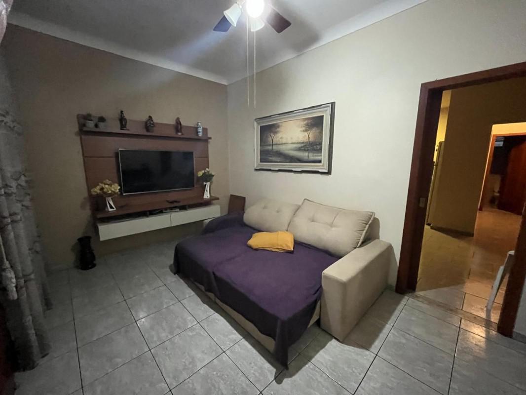 Casa, Calafate, 5 Quartos, 3 Vagas, 1 Suíte