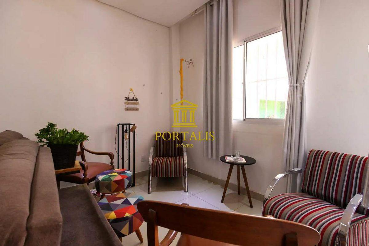 Casa, Sagrada Família, 6 Quartos, 2 Vagas, 5 Suítes