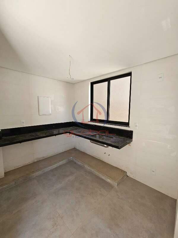 Casa, São Luiz (pampulha), 4 Quartos, 2 Vagas, 1 Suíte