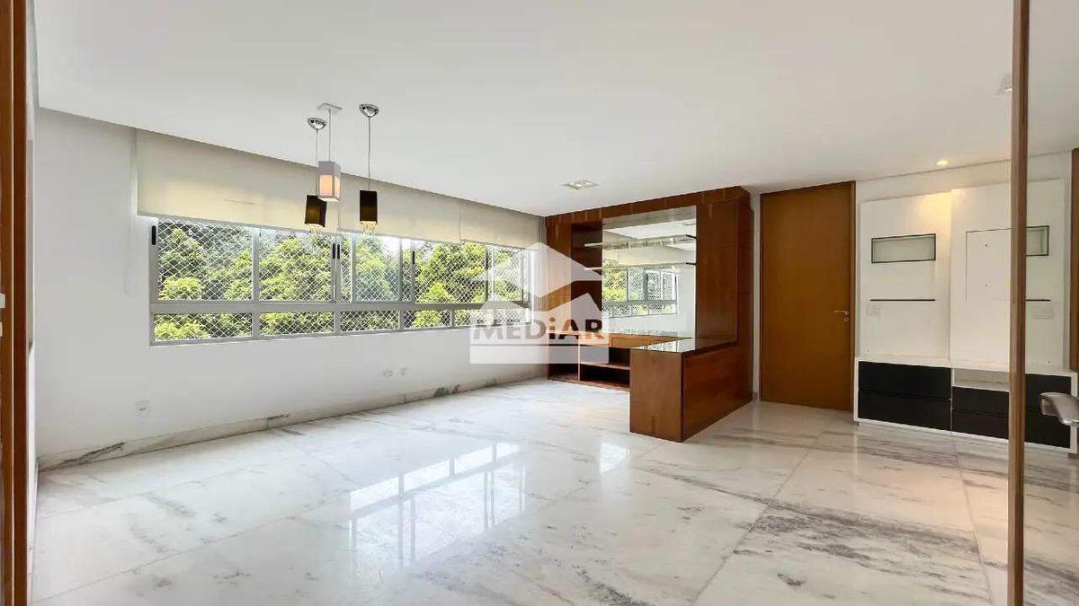 Apartamento, Funcionários, 3 Quartos, 2 Vagas, 2 Suítes