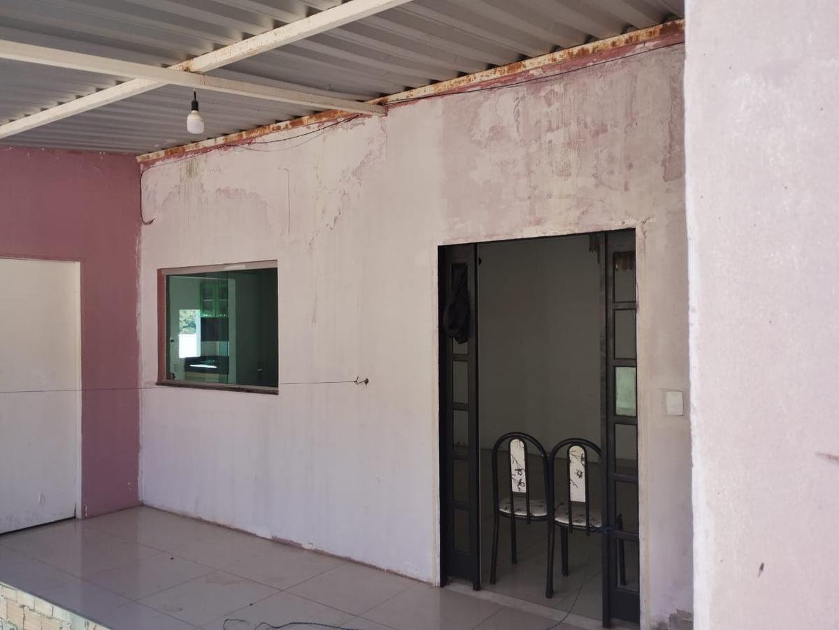 Casa, Jardim Vitória, 2 Quartos, 4 Vagas, 1 Suíte